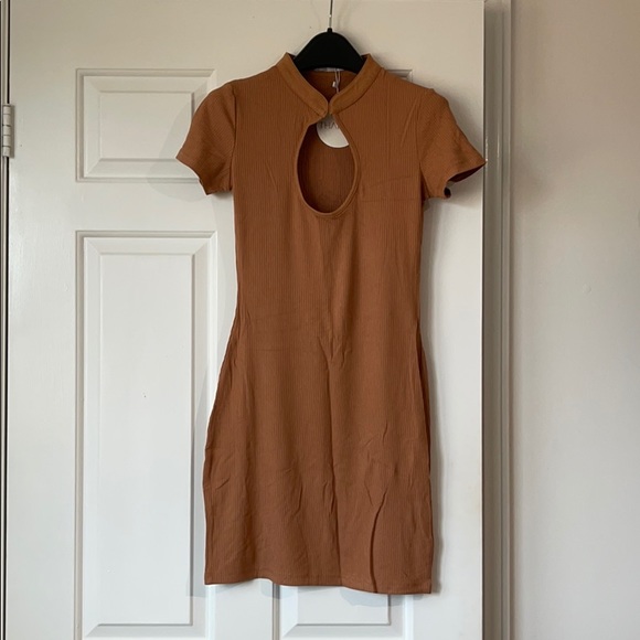 Charcoal Clothing Orange Dress With Peephole - Picture 5 of 6